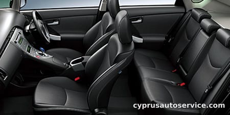 TOYOTA PRIUS G TOURING SELECTION