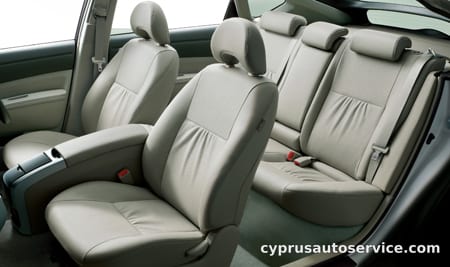 TOYOTA PRIUS S TOURING SELECTION