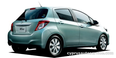 TOYOTA VITZ U