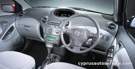 TOYOTA VITZ CLAVIA