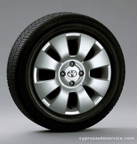 TOYOTA VITZ I LL