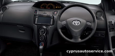 TOYOTA VITZ RS