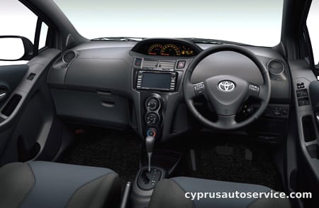 TOYOTA VITZ RS