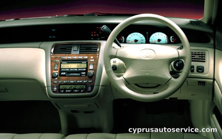 TOYOTA PRONARD 3.0L