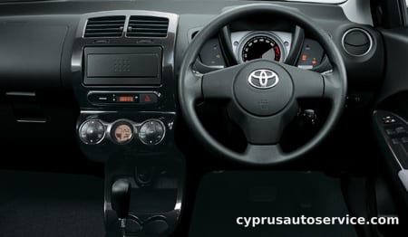 TOYOTA IST 150X