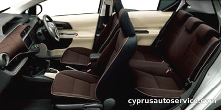 TOYOTA AQUA G
