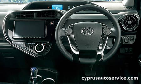 TOYOTA AQUA G SOFT LEATHER SELECTION
