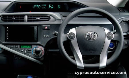 TOYOTA AQUA S