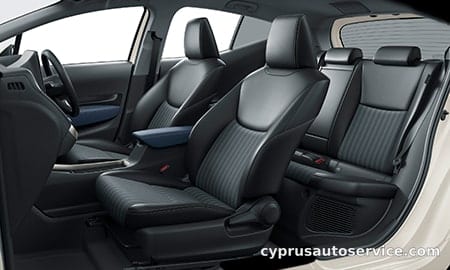 TOYOTA AQUA Z