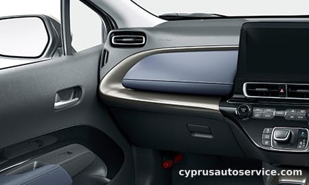 TOYOTA AQUA G