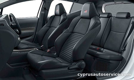 TOYOTA AQUA GR SPORT