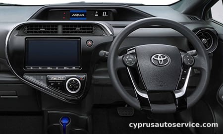 TOYOTA AQUA S GLAMPER