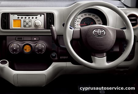 TOYOTA PASSO PLUS HANA