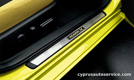 TOYOTA MARK X 250G S PACKAGE YELLOW LABEL