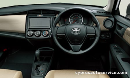 TOYOTA COROLLA AXIO 1.3X