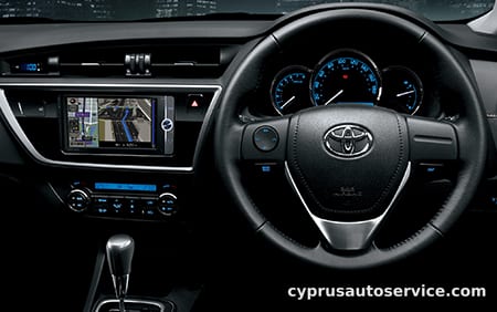 TOYOTA AURIS 150X BLACKISH LOUNGE