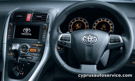 TOYOTA AURIS 180G