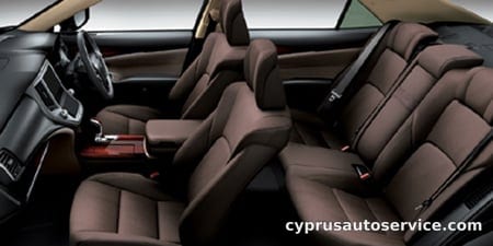 TOYOTA CROWN HYBRID ROYAL SALOON