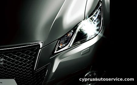TOYOTA CROWN HYBRID ROYAL SALOON G