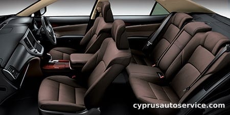 TOYOTA CROWN HYBRID ROYAL SALOON G