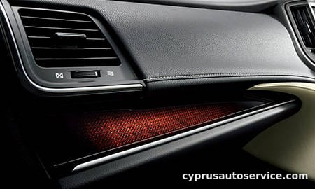 TOYOTA CROWN HYBRID ATHLETE FOUR