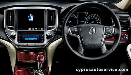 TOYOTA CROWN HYBRID ROYAL SALOON G