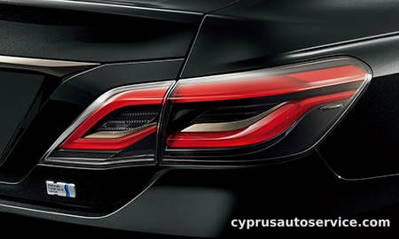 TOYOTA CROWN HYBRID S SPORT STYLE