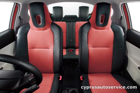 TOYOTA IQ130G MT GO LEATHER PACKAGE