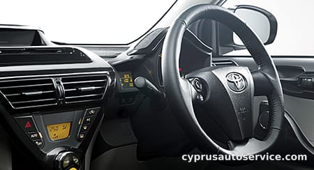 TOYOTA IQ100G