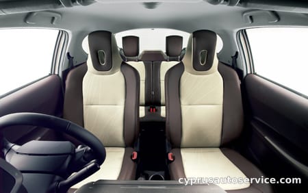 TOYOTA IQ100G LEATHER PACKAGE
