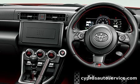 TOYOTA GR86 RZ