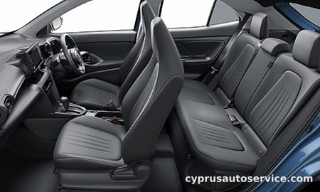 TOYOTA YARIS CROSS HYBRID X