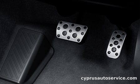 TOYOTA YARIS CROSS GR SPORT