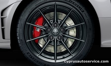 TOYOTA GR YARIS RZ HIGH PERFORMANCE