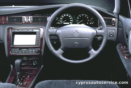 TOYOTA CROWN ROYAL EXTRA FOUR