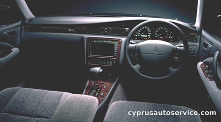 TOYOTA CROWN SUPER SALOON EXTRA