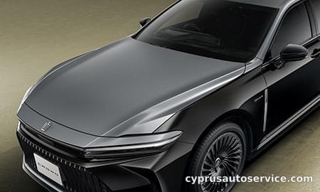 TOYOTA CROWN Z THE 70TH