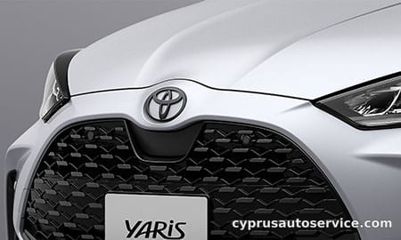 TOYOTA YARIS Z URBANO