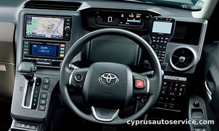 TOYOTA JPN TAXI TAKUMI DEEP BLUE LIMITED EDITION