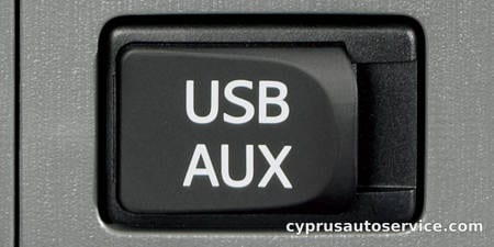 TOYOTA PRIUS ALPHA S