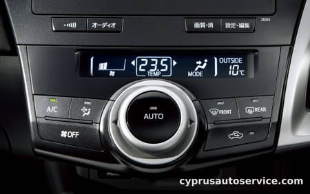 TOYOTA PRIUS ALPHA S