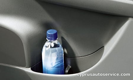 TOYOTA PRIUS ALPHA S TOURING SELECTION