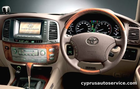 TOYOTA LAND CRUISER 100 CYGNUS