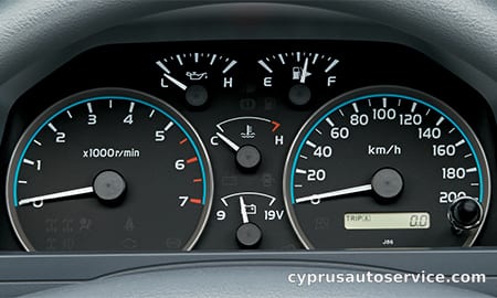 TOYOTA LAND CRUISER 70 VAN