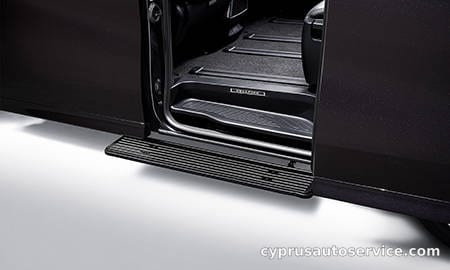 TOYOTA VELLFIRE 2.5V