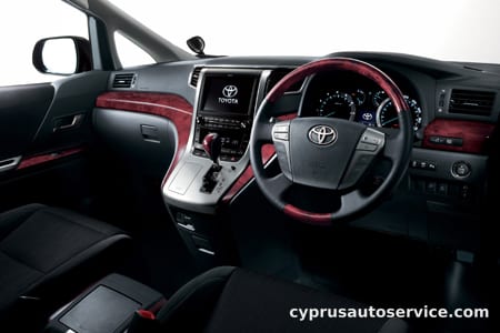 TOYOTA VELLFIRE 2.4Z