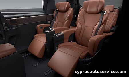 TOYOTA VELLFIRE HYBRID Z PREMIER