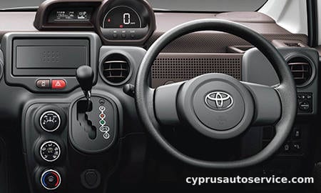 TOYOTA SPADE F