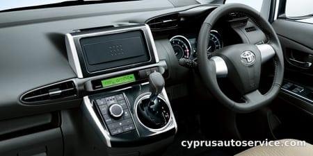 TOYOTA WISH 1.8G