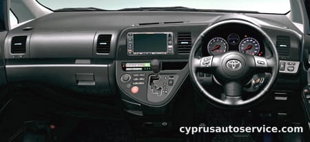 TOYOTA WISH Z